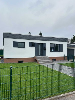 Moderne Wohlfühloase – Sanierter Bungalow mit viel Platz und Potenzial in Erftstadt