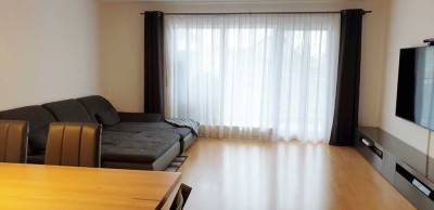 Schöne 2-Zimmer-Wohnung mit Balkon, EBK und Garage in Rodgau-Jügesheim