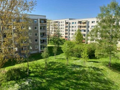 Helle Dreiraumwohnung am grünen Rand
