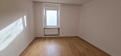 1 Zimmer Appartement - Frisch saniert!!