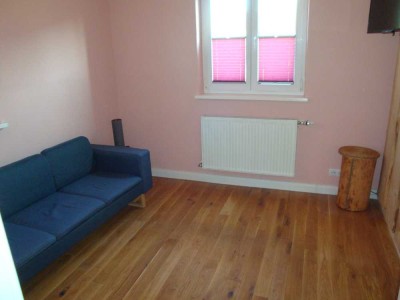 Möblierte 1,5-Zi.-Wohnung in Bahnhofnähe, Wfl. ca. 30,5 m²