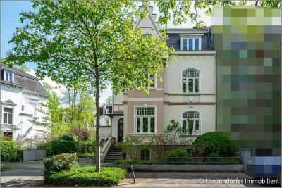 Zeitlose elegante Familienvilla mit Altbaucharme