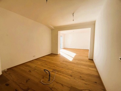 Helle 4-Zimmer-Wohnung mit 95 m² und 16 m² Terrasse im 2. Obergeschoss