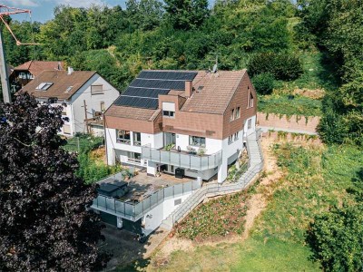 Traumhaus mit Einliegerwohnung in ruhiger Hanglage!