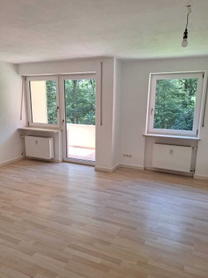 Modernisierte 3-Zimmer Wohnung mit EBK und Loggia in guter Lage Passau