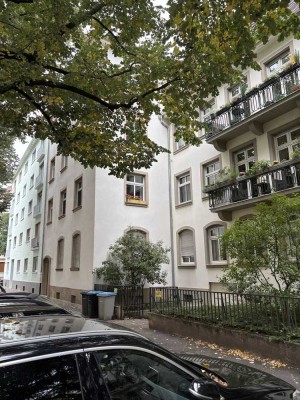 Attraktive Eigentumswohnung mit zwei Balkonen in bester Lage Mannheim-Oststadt
