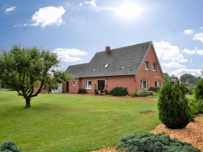 Großzügiges Einfamilienhaus
mit großem Garten und viel Platz für die Familie nähe Marne-Nordsee