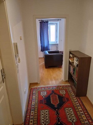 Teilmöblierte 1-Zimmer-Wohnung mit Balkon in der Altstadt / Zwischenmiete: 01.07.2025-31.03.2026