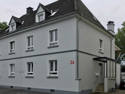 2-Familienhaus, frei und bezugsfertig in Do-Mengede