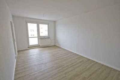 Schöne 2-Zimmerwohnung mit Balkon und Dusche