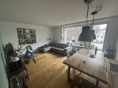 Helle 3 Zimmer Wohnung am Stadtpark mit Balkon