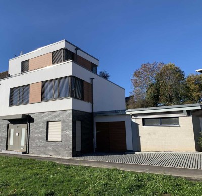 NEU: 3-Zimmer-Wohnung mit Dachterrasse in Erkelenz-Lövenich