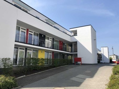 Moderne und super schöne 1 Zimmer-Wohnung mit Balkon in guter Lage zu JuWi-Campus u. Sportwissens...
