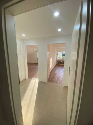 Traumhafte 3-Zimmer-Dachgeschosswohnung mit Balkon – Erstbezug nach Renovierung