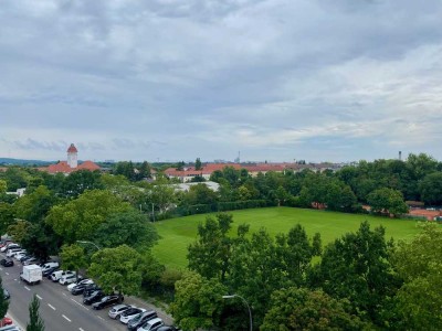 Sensationeller Blick über die Dächer auf Funk- u. Fernsehturm zwischen Ku‘damm und Grunewald