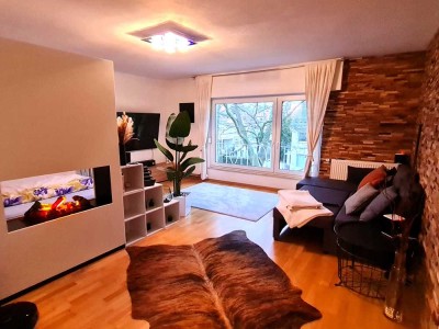 Seltenheit: teilmöblierte 3 ZKB- Wohnung 2. OG zur Miete auf Parkinsel (LU) mit moderner Einbauküche