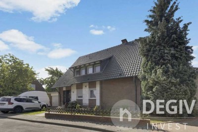 Freistehendes Zweifamilienhaus mit Photovoltaikanlage