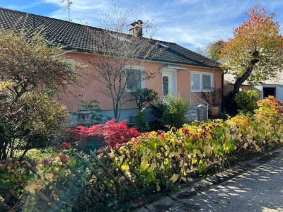 Einfamilienhaus mit Einliegerwohnung, in unmittelbarer Seenähe (600m zum See)