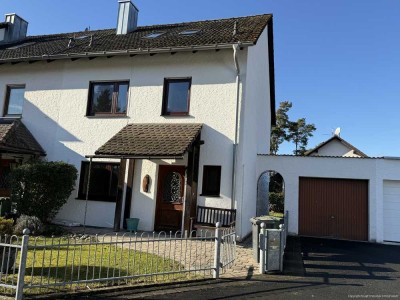 Besser geht es kaum ! Das junge Familienhaus, nur  500 Meter zum  Freizeitvergnügen am Dechsendorfer