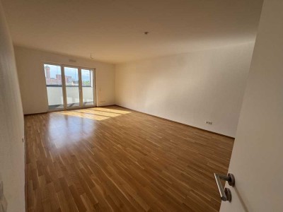 Junge Paare aufgepasst • Top 2 - Zimmer Wohnung • Loggia • Parkett • Einbauküche uvm.