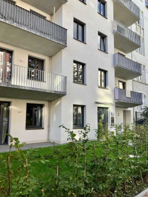 Zweitbezug - Neubauwohnung mit Terrasse in der Sternstraße am Schrevenpark