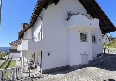 Schöne 2-Zimmer-Wohnung mit Balkon und Einbauküche in Albbruck