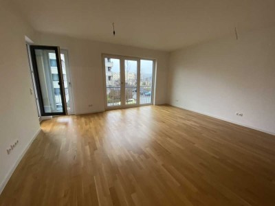 Moderne Wohnung mit großem Balkon im schönen Waldpark Quartier