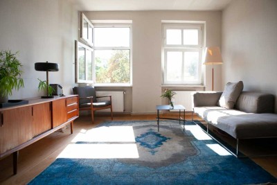 -6 Monate- Helle 2,5-Zimmer Wohnung im 3. OG in Berlin-Mitte