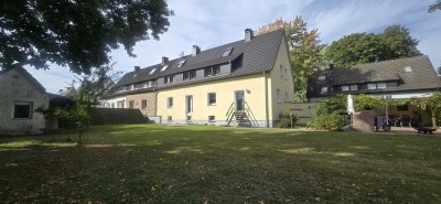 Investoren-Highlight: Zwei Doppelhaushälften auf großzügigem 2.400 pm Grundstück in Castrop-Rauxel