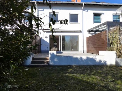 MODERNISIERTES REIHENHAUS! In beliebter Lage von Taunusstein (Am Sonnenhang)