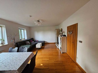 Schöne 4-Zimmer-Wohnung mit Balkon in Vilshofen an der Donau