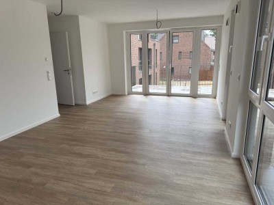 Erstbezug mit Balkon und Einbauküche: Geschmackvolle 3-Zi-Wohnung mit geh. Ausstattung