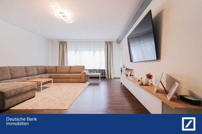 Modernes Wohnglück in Rothaurach – Stilvolle 4-Zimmer Wohnung mit Garage und Einbauküche