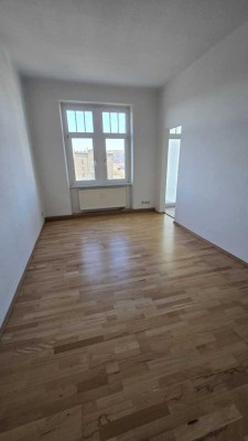 Freundliche 2-Zimmer-Wohnung mit Balkon in Gera