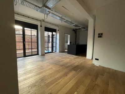 Loft - 4 Zimmer Traumwohnung  - teilmöbliert