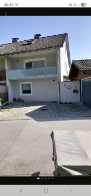 Verkaufe Top gepflegte Doppelhaushälfte In Geretsried-Gartenberg. 
Kaufen-Einziehen-Wohlfühlen