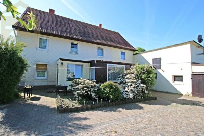 Ein/Zweifamilienhaus mit 2 Wohneinheiten und Garage in Braunschweig-Lamme! Mein Haus = Mein Makler!