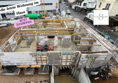 die letzte Wohnung im Haus ! Neubau-Maisonette-Wohnung mit ELW und großem Garten