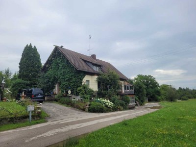 Einfamilienhaus mit großzügigem Grundstück in Tittmoning