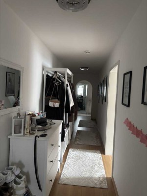 3-Zimmer-Whg mit EBK in Oberpframmern
