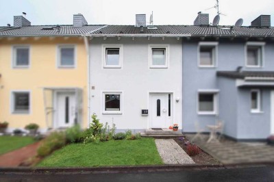 Vermietetes Reihenmittelhaus auf Eigenlandgrundstück mit Garage in Lübeck-Kücknitz