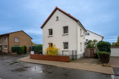 Freistehendes Einfamilienhaus mit Ausbaupotenzial im Dachgeschoss!