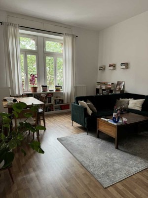 Helle 3-Zimmer Altbau-Wohnung mit Balkon in Offenbach Stadtmitte, nahe HBF