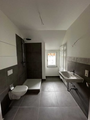 Kernsanierte WG taugliche 2-Zimmer Wohnung in Ricklingen