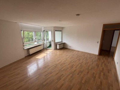 ++ Geräumige 4-Zimmer-Wohnung mit Balkon auf dem Mittelrain in Heidenheim! - Ab sofort verfügbar!++