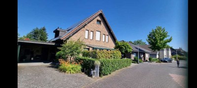 Goch, schöne, ruhig gelegene und stadtnahe Wohnung mit neuer Einbauküche