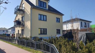 Mietwohnung im Neubau in Bannewitz mit zwei eigenen Parkplätzen, eigener Terrasse und Garten