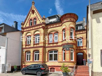 Historisches Gründerzeithaus mit Wohn- und Gewerbeflächen sowie separatem Baugrundstück