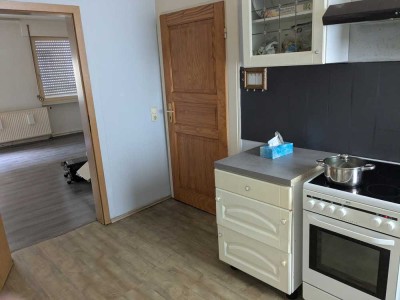 Zwischenmiete Von August bis Oktober Freundliche 2-Zimmer-Wohnung