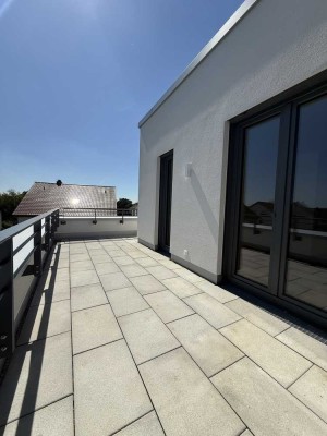 Großzügiges 5-Zimmer-Penthouse mit Dachterrasse und Einbauküche